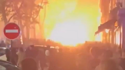 Caos en París tras la victoria del PSG en Champions.