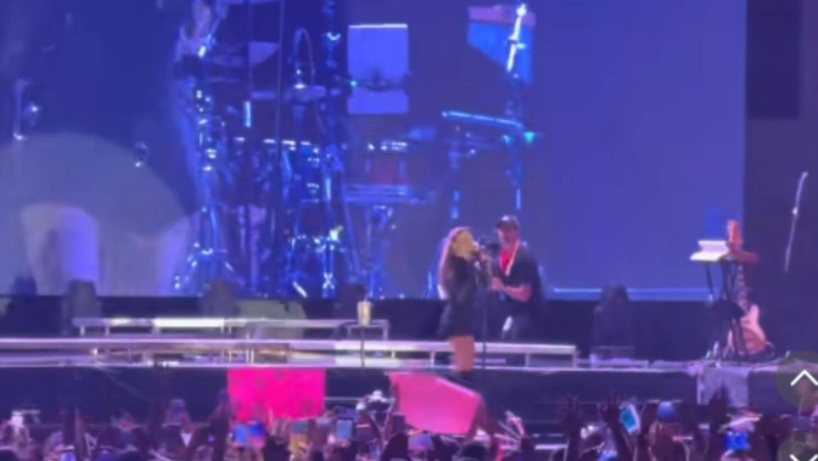 VIDEO: Así reaccionó Nicki Nicole al ver a argentinos en Playa del Carmen
