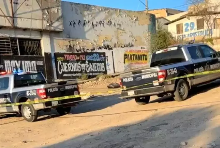 Localizan cuerpo encobijado en el Mariano Matamoros