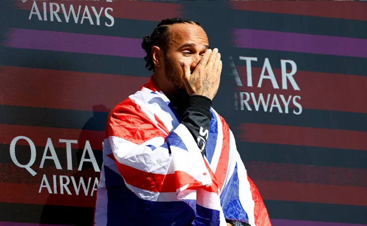 Lewis Hamilton llorando en el GP de Gran Bretaña