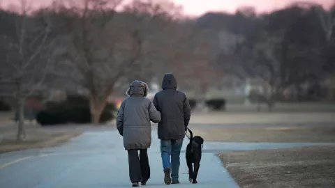 San Valentín a los 50+: 5 citas en la naturaleza para reconectar y celebrar el amor