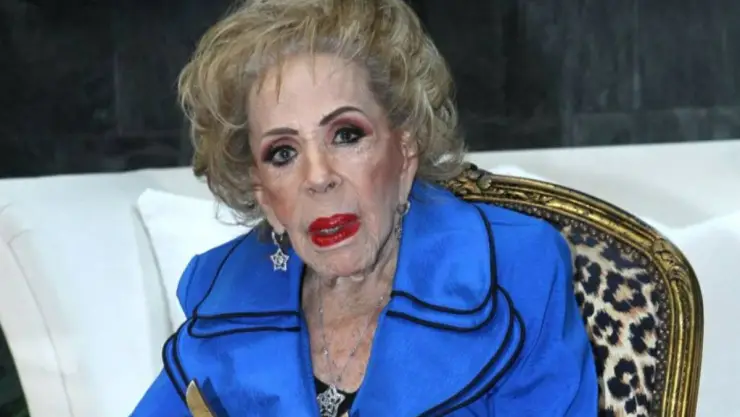 Hospitalizan a Silvia Pinal_ ¿Cuál es el estado de salud de la Diva del Cine Mexicano?