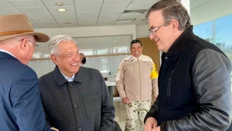 AMLO Ebrard Ken Salazar aduanas