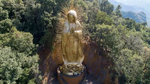 La Virgen de Guadalupe más grande del mundo está en Ocuilan, Edomex.