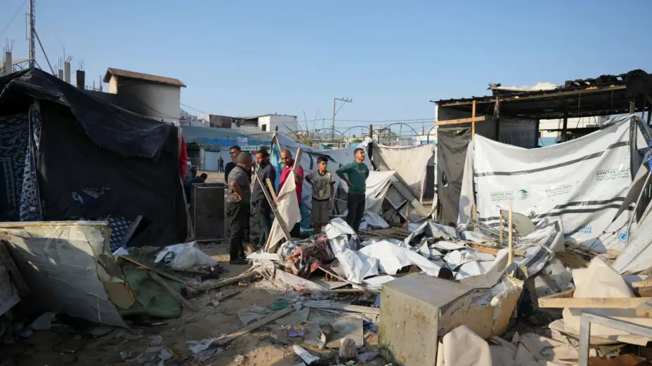 Sitio destruido tras un ataque israelí en la Franja de Gaza.