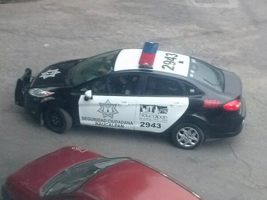 El ciudadano asegura que los agentes lo despojaron de sus pertenencias