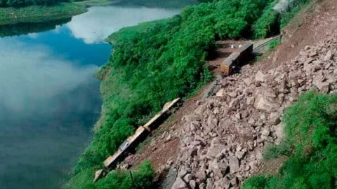 Tren El Chepe se descarrila.jpg