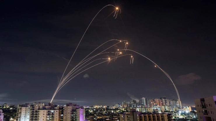 misil-de-defensa-domo-de-hierro-falla-centro-de-israel-video