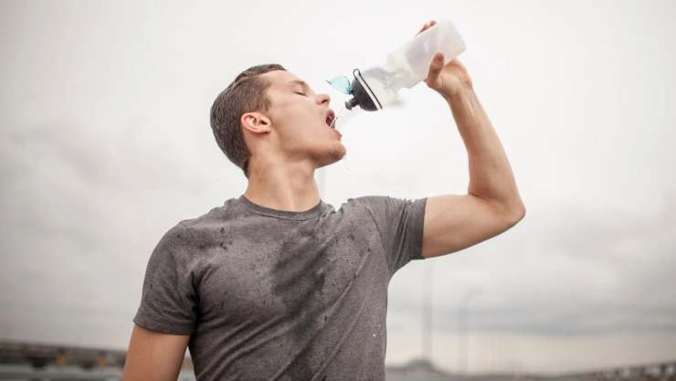 Se recomienda el consumo constante de agua en los siguientes estados de México por el calor