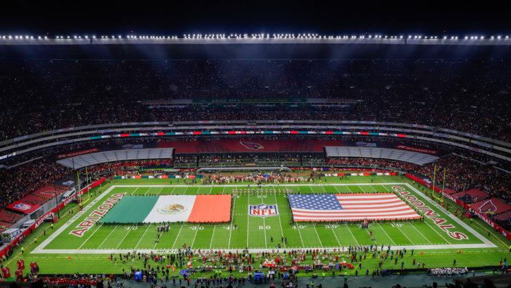Estadio Azteca en el partido Cardinals vs 49ers