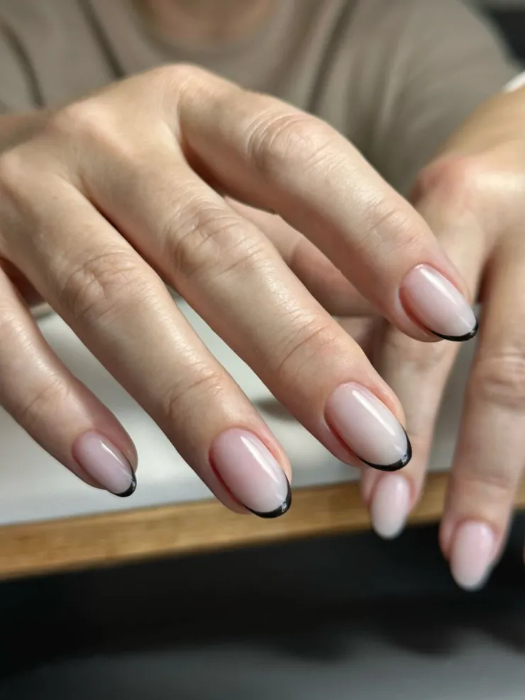 Uñas francesas horizontales
