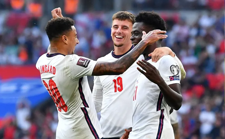 Inglaterra pasó a octavos de final y jugará contra México