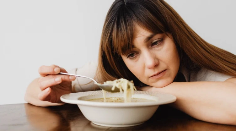 ¿Qué es el ayuno circadiano y cómo mejora tu digestión sin pasar hambre?