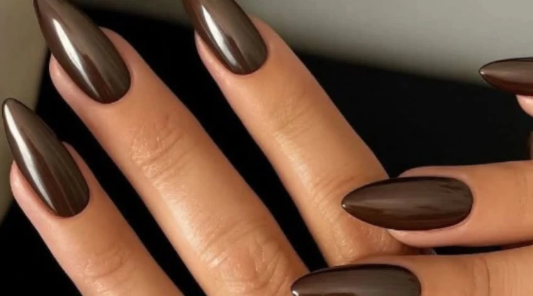 uñas chocolate.png