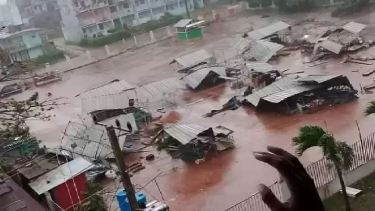 Huracán Rafael en Cuba_ Cubanos quedan en las penumbras por el ciclón categoría 3.jpg