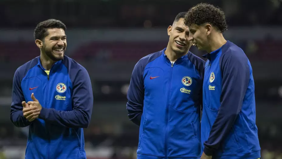 Henry Martín, Luis Ángel Malagón e Igor Lichnovsky. América