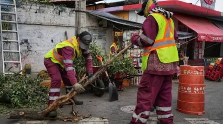 Atropellan a otro trabajador de limpia en el Centro Histórico.