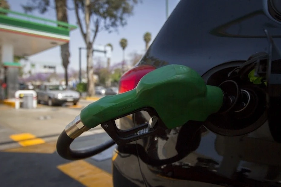 Los panistas consideran que existen condiciones para que el Ejecutivo federal realice un ajuste en el precio de los combustibles