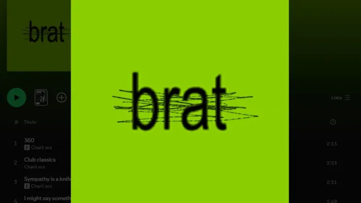 Charli XCX cambia la portada de BRAT