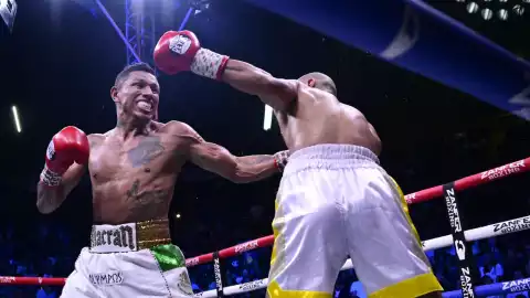 Victoria Alacrán Berchelt Jeremy Triana