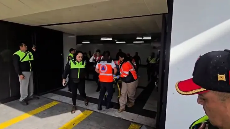 Hombre se electrocuta y pide auxilio en estación Cuauhtémoc de la Línea 1 del Metro CDMX