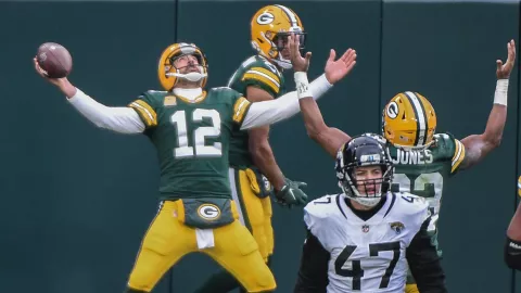 Aaron Rodgers compite por el Super Bowl