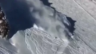 Avalancha en Austria deja tres desaparecidos y esquiadores rescatados en glaciar Stubai