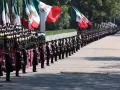 AMLO devela placa por los 200 años del Heroico Colegio Militar