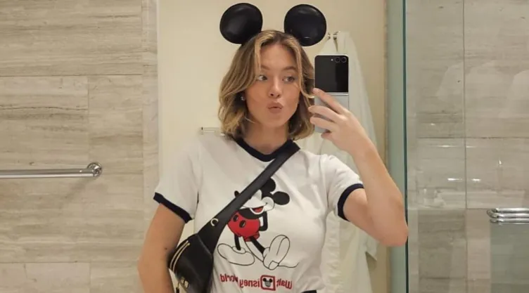 Sydney Sweeney paraliza Nueva York en atrevida lencería blanca.jpg