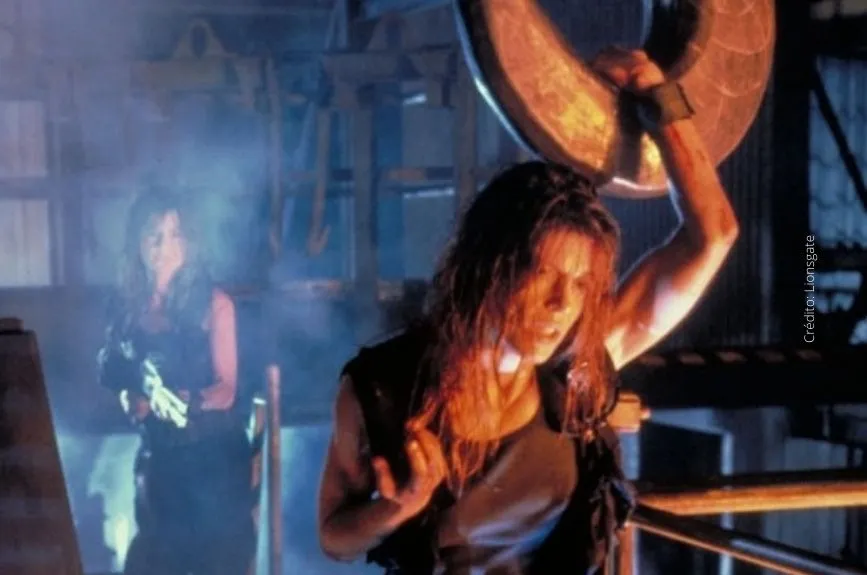 gemel-linda-hamilton-terminator (1).jpg