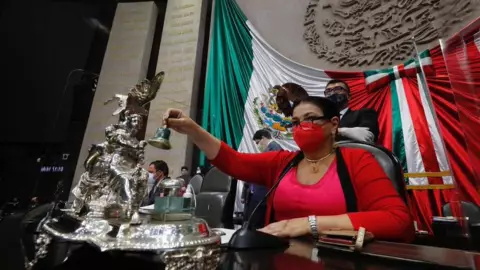 outsourcing-diputados-aprueban (1).jpg