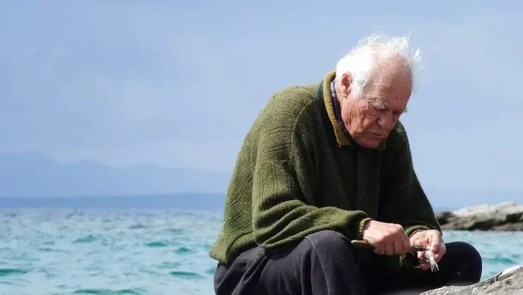 Elementos de la GEAVIG rescatan a un abuelito en situación de abandono en Cancún