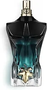 Perfumes hombre y mujer en verano