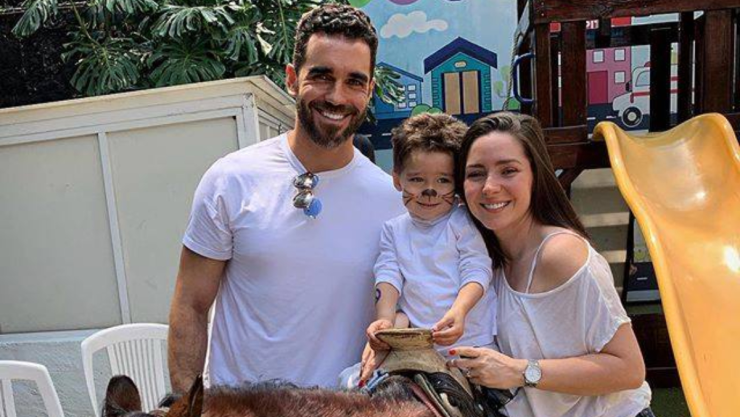 ariadne-diaz-revelo-ninera-intento-separarla-esposo-pbg-notas-mt (1).jpg