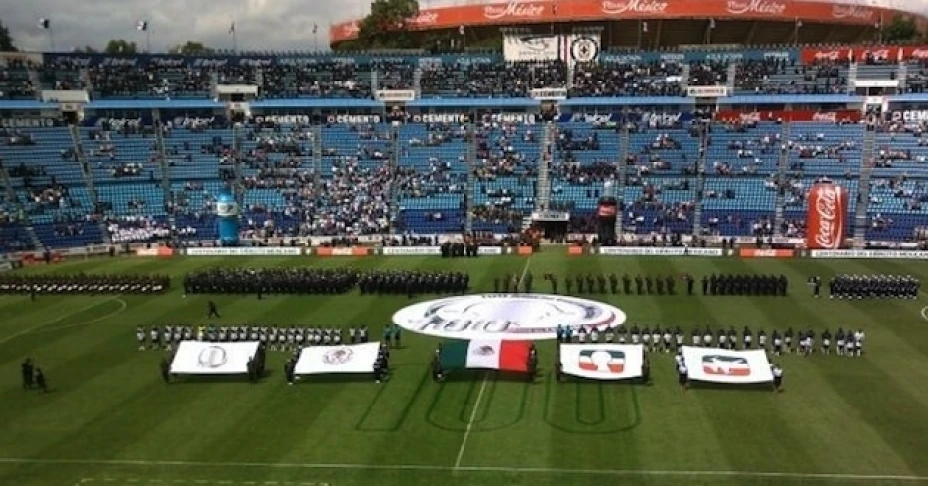Ejército Mexicano celebra Centenario con partido de futbol