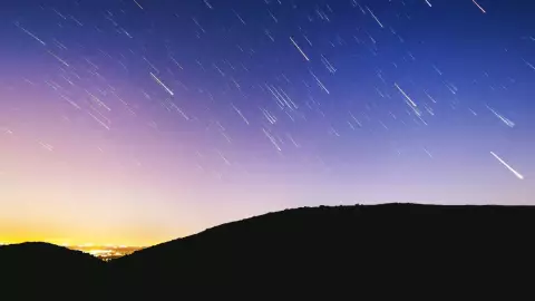 Eventos astronómicos de julio 2023: Lluvia de estrellas, Superluna de Ciervo y más