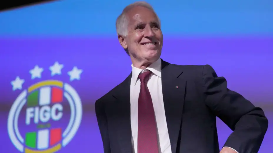 Giovanni Malago, presidente de la Federación Italiana de fútbol.