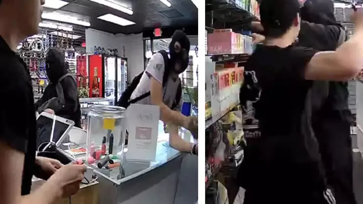 Video Hombre se defiende con cuchillo de asaltante