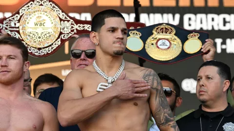 ¿Siguiendo los pasos del “Canelo”? Este es el precio del costoso reloj de Edgar Berlanga