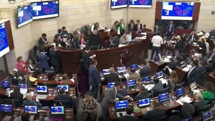 Colombia: no va el impuesto a Iglesias de la reforma tributaria