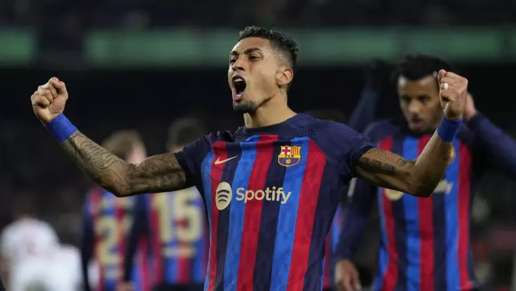 Raphinha festeja su gol ante Sevilla en LaLiga
