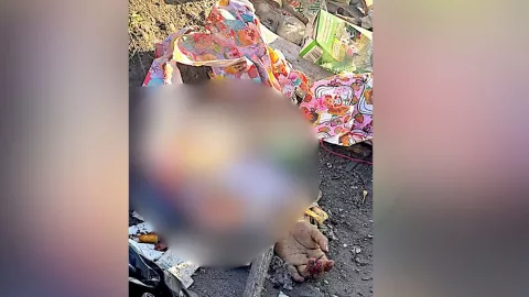 Localizan el brazo de una mujer envuelto en papel para regalo en Edomex