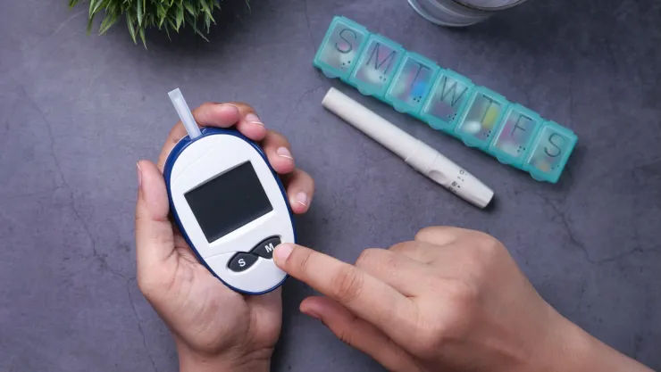 La fruta que reduce los niveles de glucosa: ¿Cómo se llama y cuántos tipos existen?
