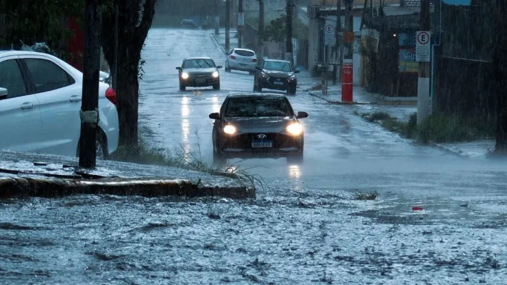 Alerta amarilla por lluvias y granizo en CDMX: ¿Qué alcaldías serán afectadas este martes?