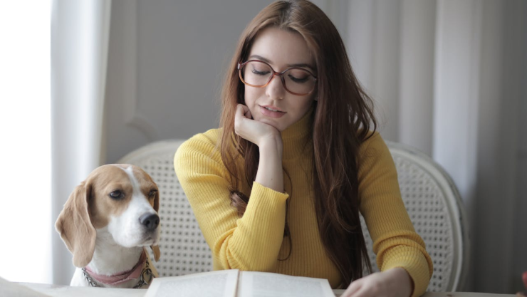Los beneficios de no salir en casa los fines de semana