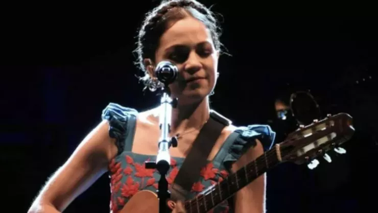 Natalia Lafourcade en Tijuana el 10 de mayo para celebrar el Día de las Madres con Cancionera Tour