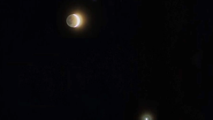 conjunción de la luna, venus y júpiter