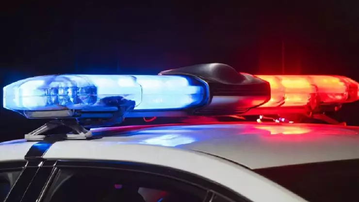 Encuentran a PAREJA en situación incómoda dentro de su automóvil en la Miguel Hidalgo; fueron detenidos