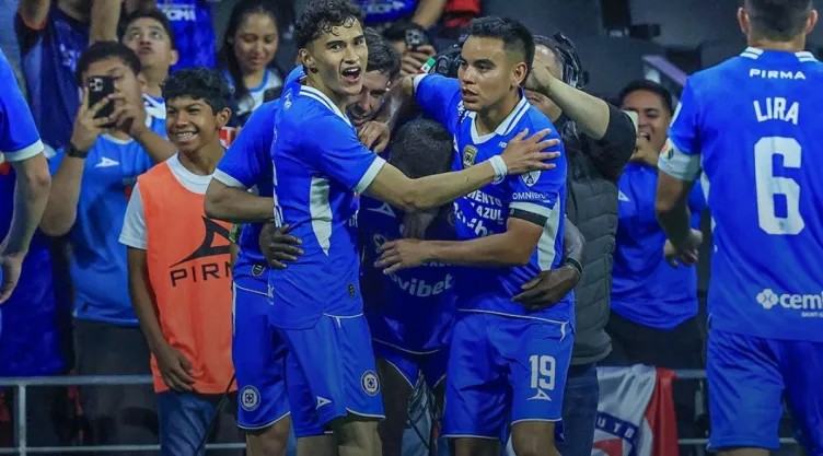 cruz-azul-4-titulos-31-partidos.jpg