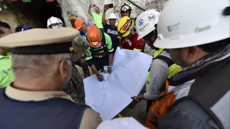 VIDEO Sobrevive 13 días bajo tierra; así fue el rescate con vida de un minero en Sinaloa